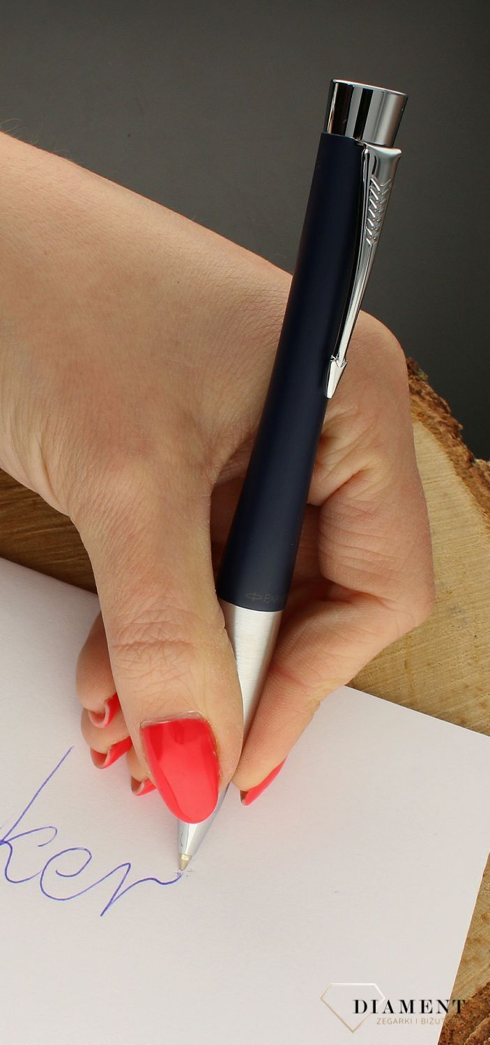 Długopis Parker Urban Classic Night Sky Blue CT S0767060 DŁUGOPIS S0767060. Elegancki i nowoczesny długopis Parker S0767060 to propozycja skierowana dla osób ceniących klasykę i elegancję ale w nowoczesnym wydaniu. Na prezent..jpg